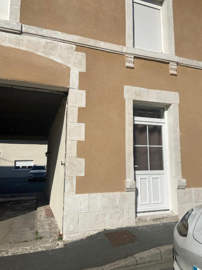 Le Studio - Logement Entier A Deols Apartment Luaran gambar